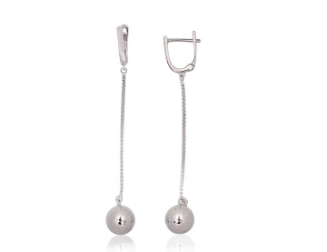 Silver earrings with 'english' lock 