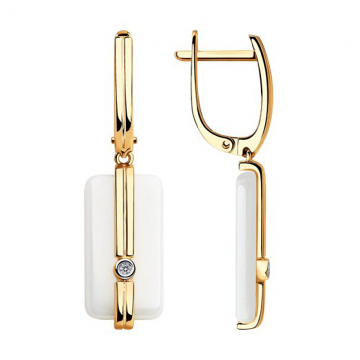 Earrings in yellow gold of 585 assay value with diamonds, ceramic - white 