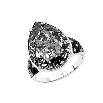 Женское серебряное кольцо 925 пробы. Вставка: кристаллы Сваровски и фианиты 