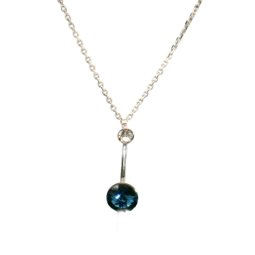 Silver necklace with zirconia 