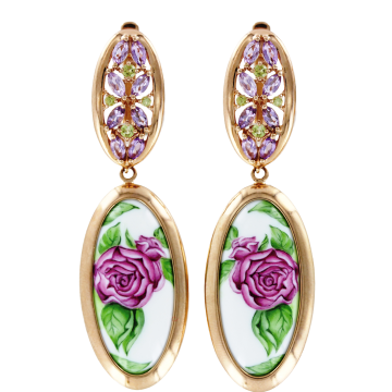 Earrings in red gold of 585 assay value (14ct) with amethyst, chrysolith 