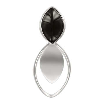 Silver pendant with black agate 