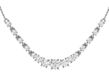 Silver collier with zirconia 