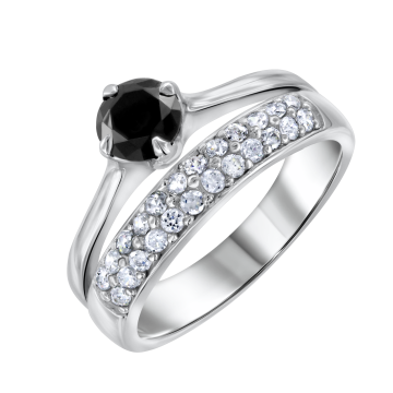 Silver ring with zirconia 