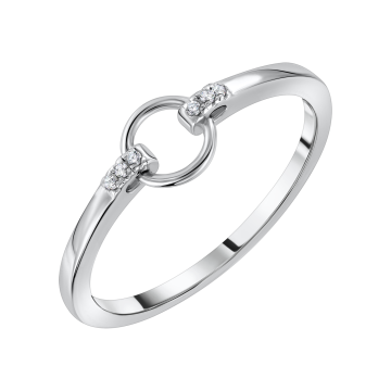 Silver ring with zirconia 