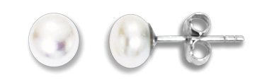 Silver earrings with pearl 